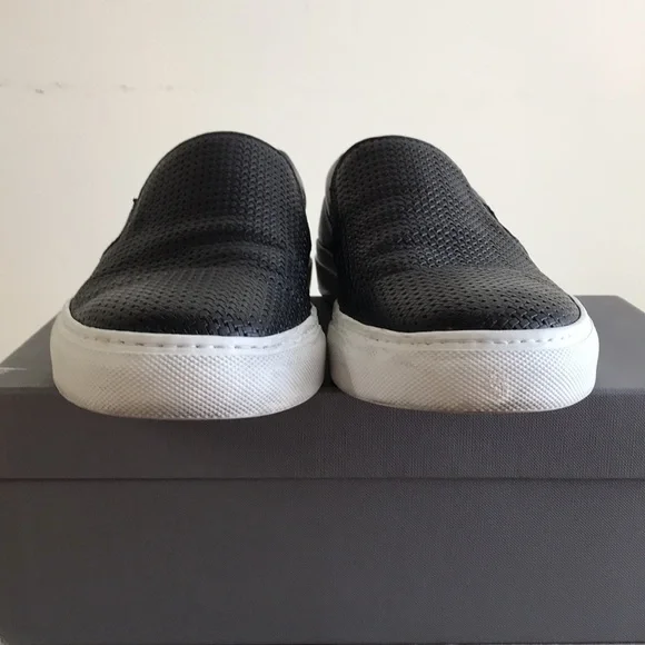 Aquatalia Sz 11 slip on sneakers woven black leather Weatherproof Made in Italy - Picture 3 of 10